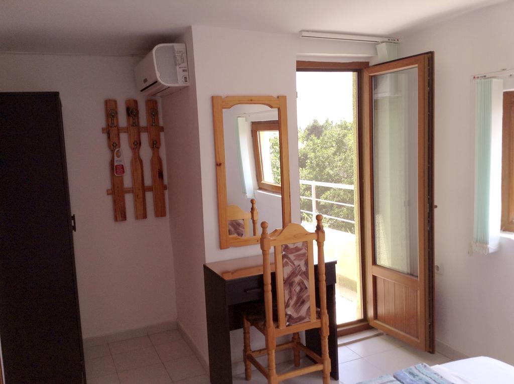 Guest House Yavorov Chernomorets Oda fotoğraf
